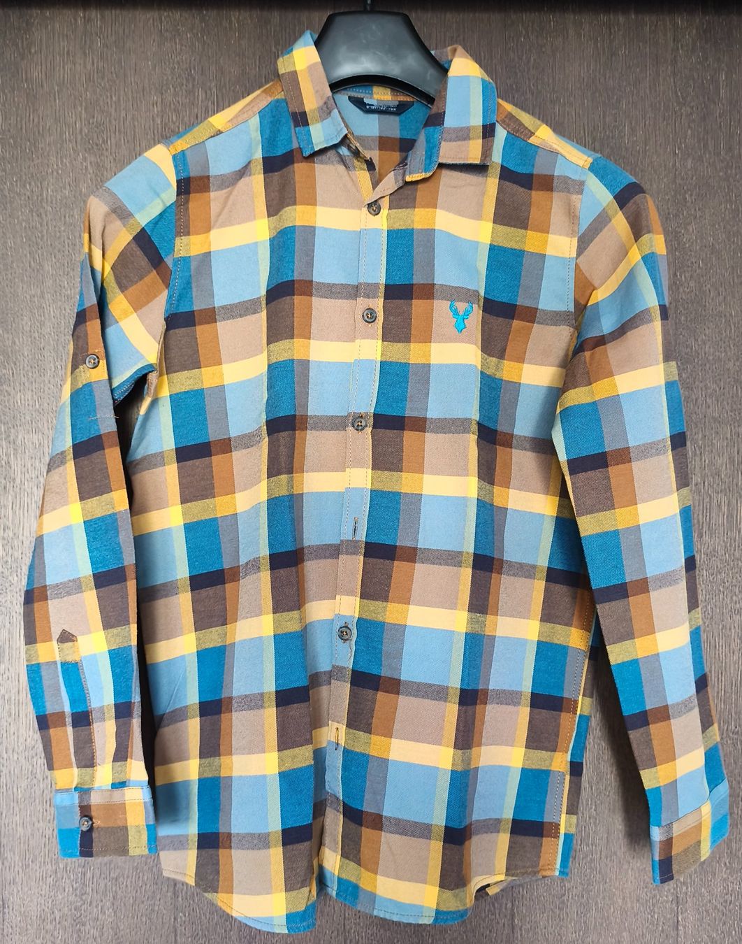 Camicie, T-shirt & Polo: Jungenhemd LC Waikiki – Usato da Steinhausen venduto da parashkevoff