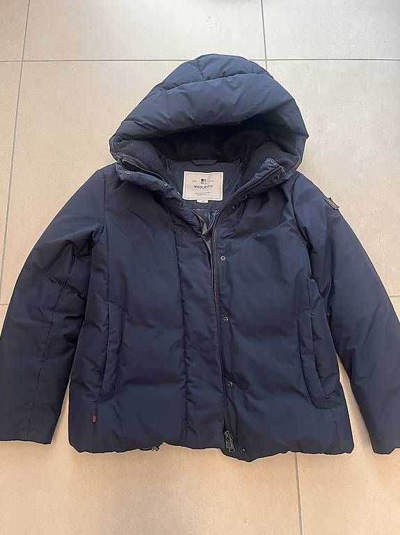 Jacken: Woolrich Daunenjacke navy – Gebraucht aus Schaffhausen von Sm.sh 1