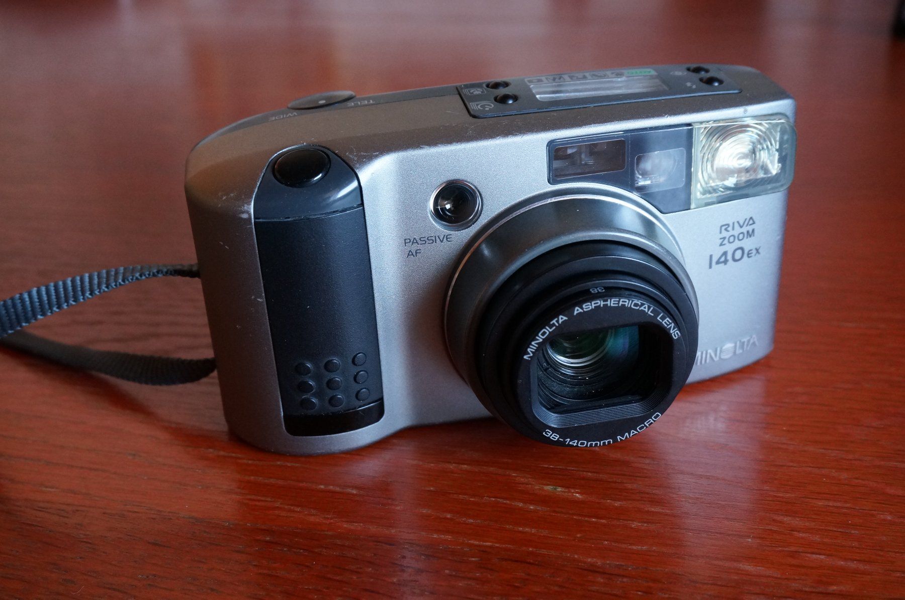 Minolta Fotocamera: Minolta Riva Zoom 140EX 38-140mm Macro "Point & Shoot" – Usato da Spreitenbach venduto da Salesmanship 5