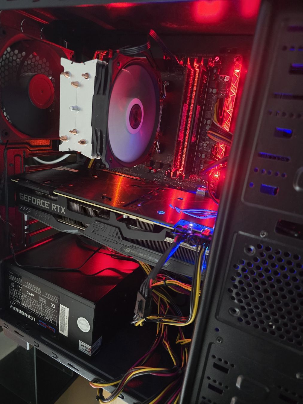 Asus Schede grafiche: ASUS ROG Strix RTX 2070 SUPER 8GB – Usato da Zürich venduto da Lyaten 4