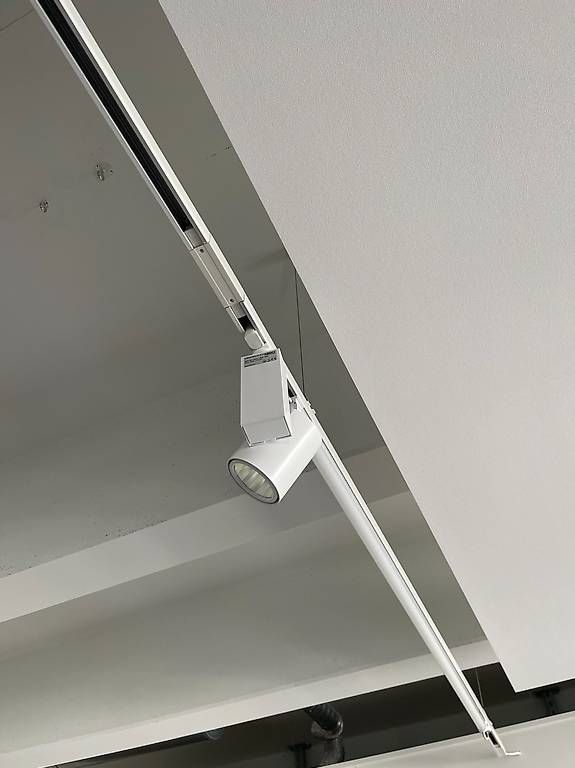 Lampade: Pflanzenlampe – Usato da Wilen b. Wil venduto da Sarah3 1