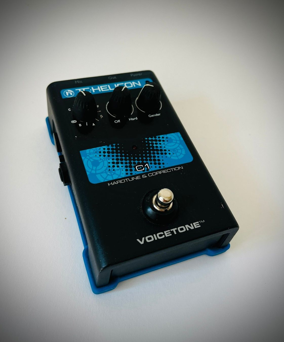 Strumenti musicali: TC-Helicon VoiceTone C1 HardTune & Correction – Usato da Bern venduto da helloliptek