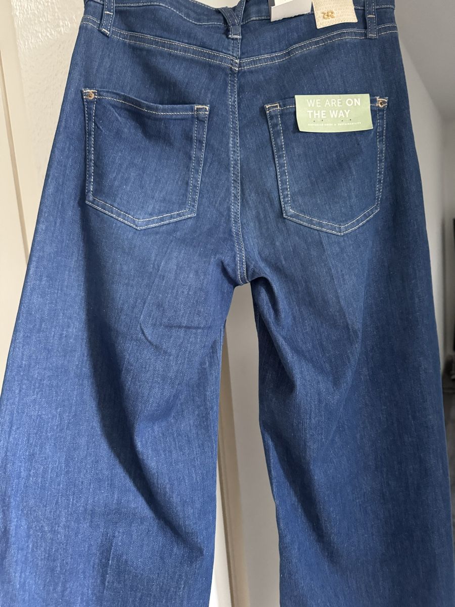 Raffaello Rossi Pantaloni: Raffaello Rossi Jeans Weite Beine  – Nuovo e nell'imballaggio originale da zürich venduto da dalia06 5