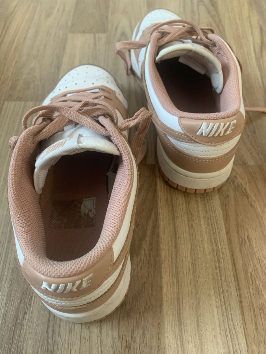 Nike Scarpe da donna: Nike Dunk Low rosa/weiss – Usato da Aarau venduto da est_x5vz 1