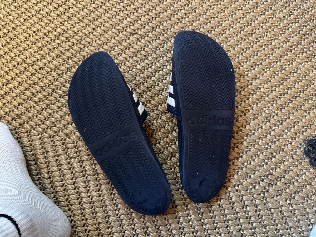 Adidas Scarpe da uomo: Adidas Adilette shower uomo 44.5 – Usato da Bellinzona venduto da gia_zx2b 2