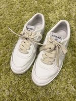 Baskets Chanel en cuir blanc - taille 40 