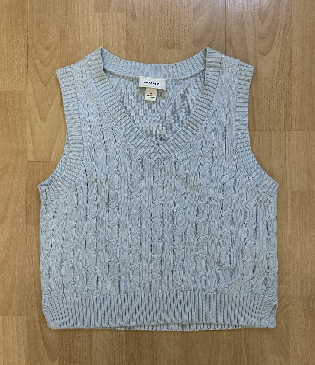 Monki Tops: Top – Gebraucht aus Volketswil von hal_65hj 1