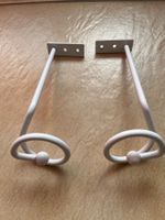 2 crochets blancs pour rideaux