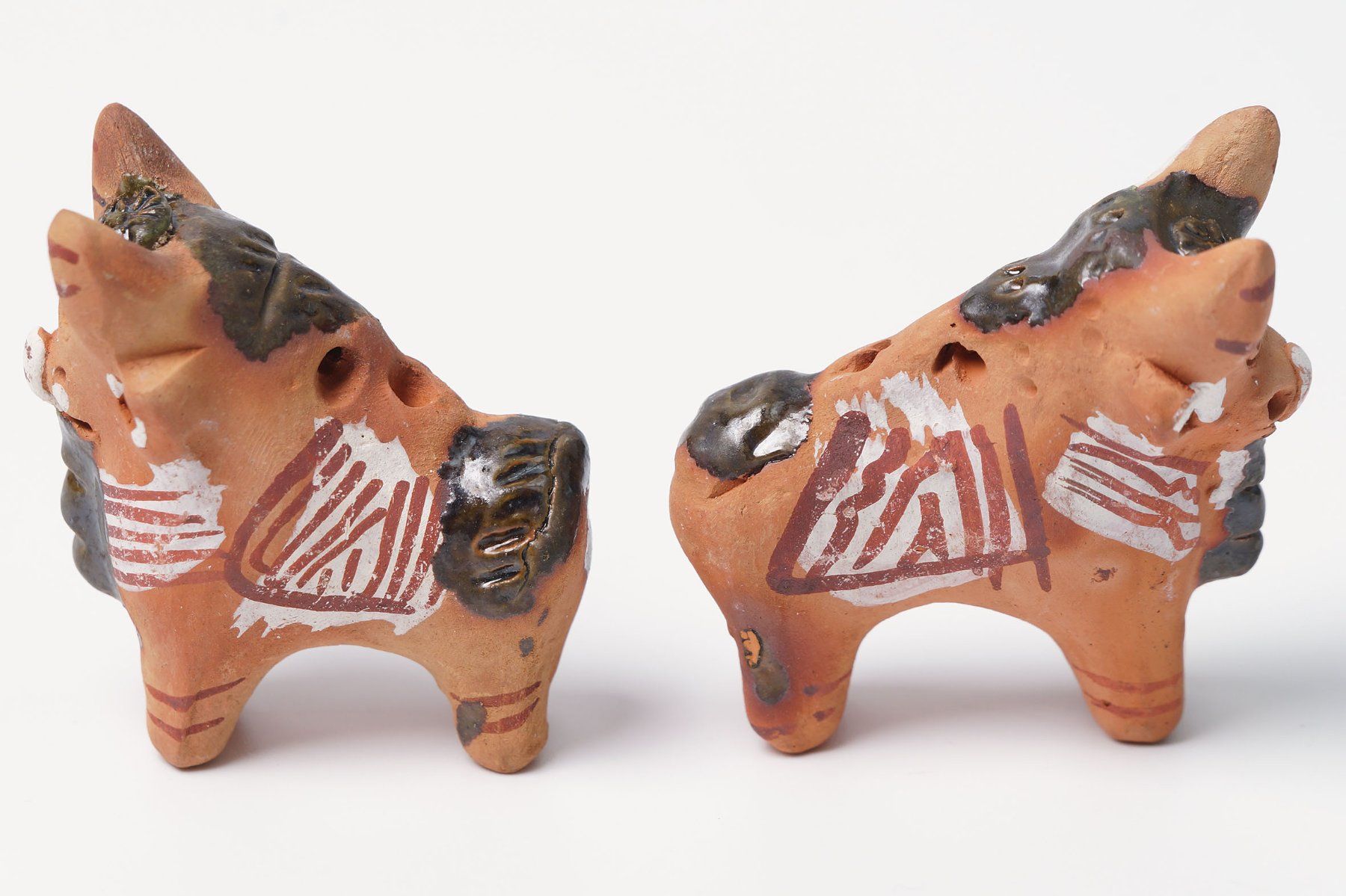 Statuette: 2 Tonfiguren Ochsen aus Peru – Usato da Buochs venduto da chicco64 5