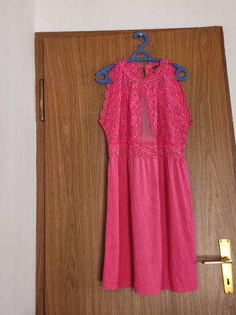 Robe Beldona rose vif dentelle taille 2XL été