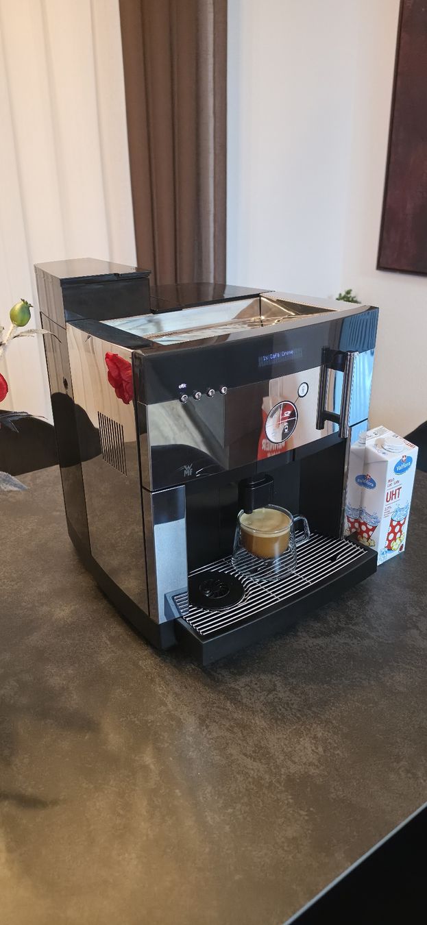 WMF Macchine per caffè & Macchine per espresso: WMF 1000 Professional - ab Service - 6 Monaten Garantie – Usato da Oensingen venduto da Sip77 1