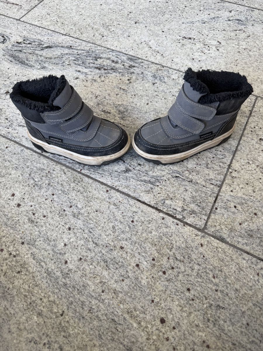 H&M Scarpe per ragazzi: Kinderwinterschuhe 25 – Usato da Niederglatt ZH venduto da sim_gj7s 2