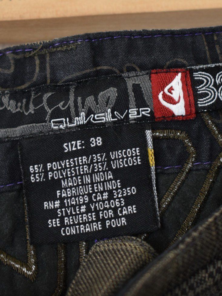 Quiksilver Pantaloni: Quiksilver Shorts, Gr. W 38 – Usato da Nürensdorf venduto da 2ND_STORY 7