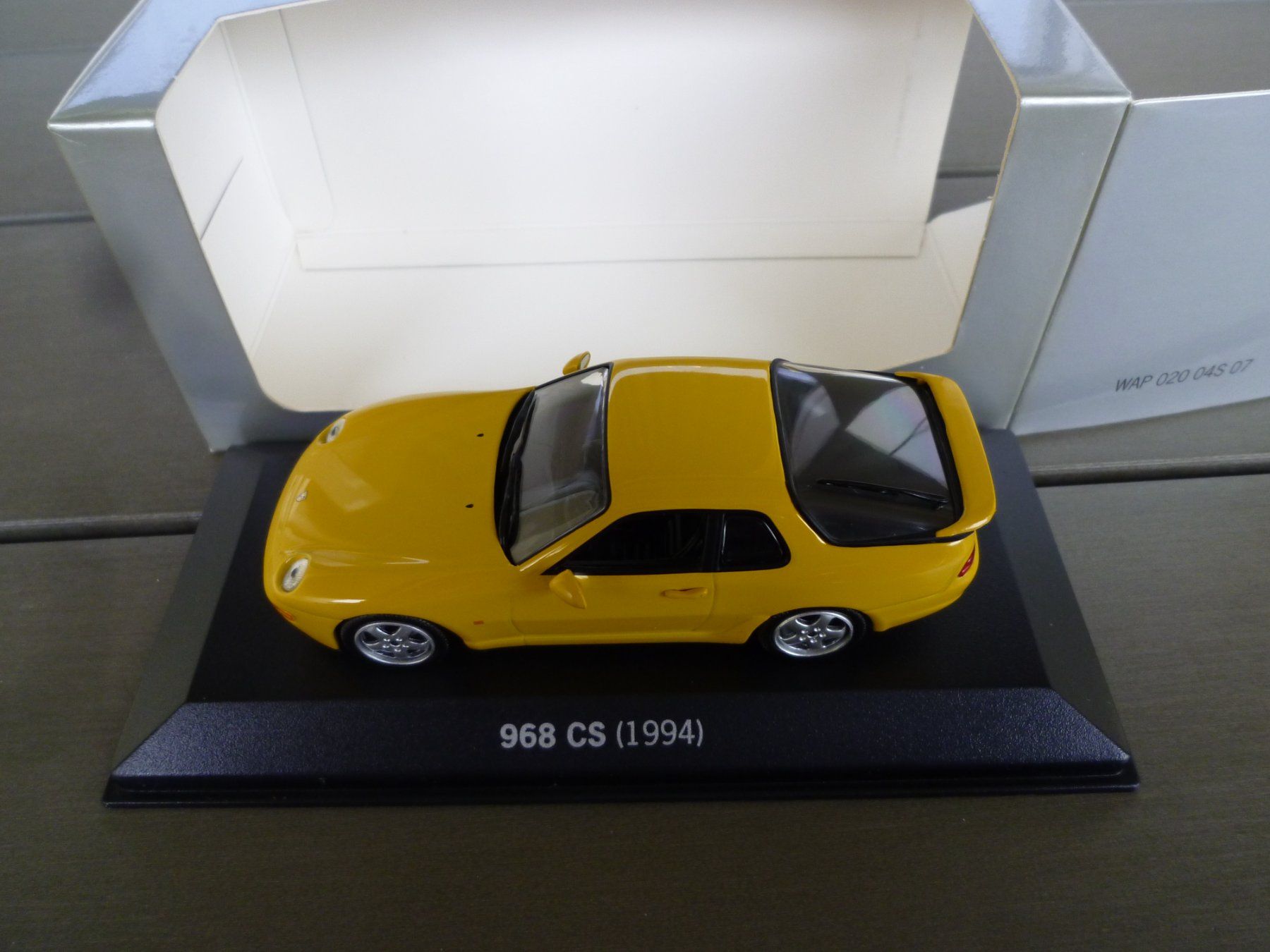 Porsche Modellautos: Porsche 968 CS (1994) – Neu und originalverpackt aus Flawil von Imperiosud 4