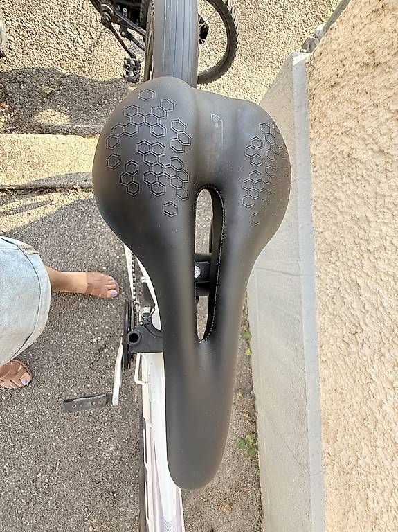 Vélos: Scott femme bon état  – D'occasion à Cousset par deb_9rff 2