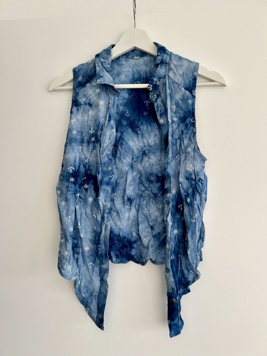 Gilet & Giacche senza maniche: Trendiges, blaues Batik-Gilet – Usato da Rorschach venduto da fla_62jm