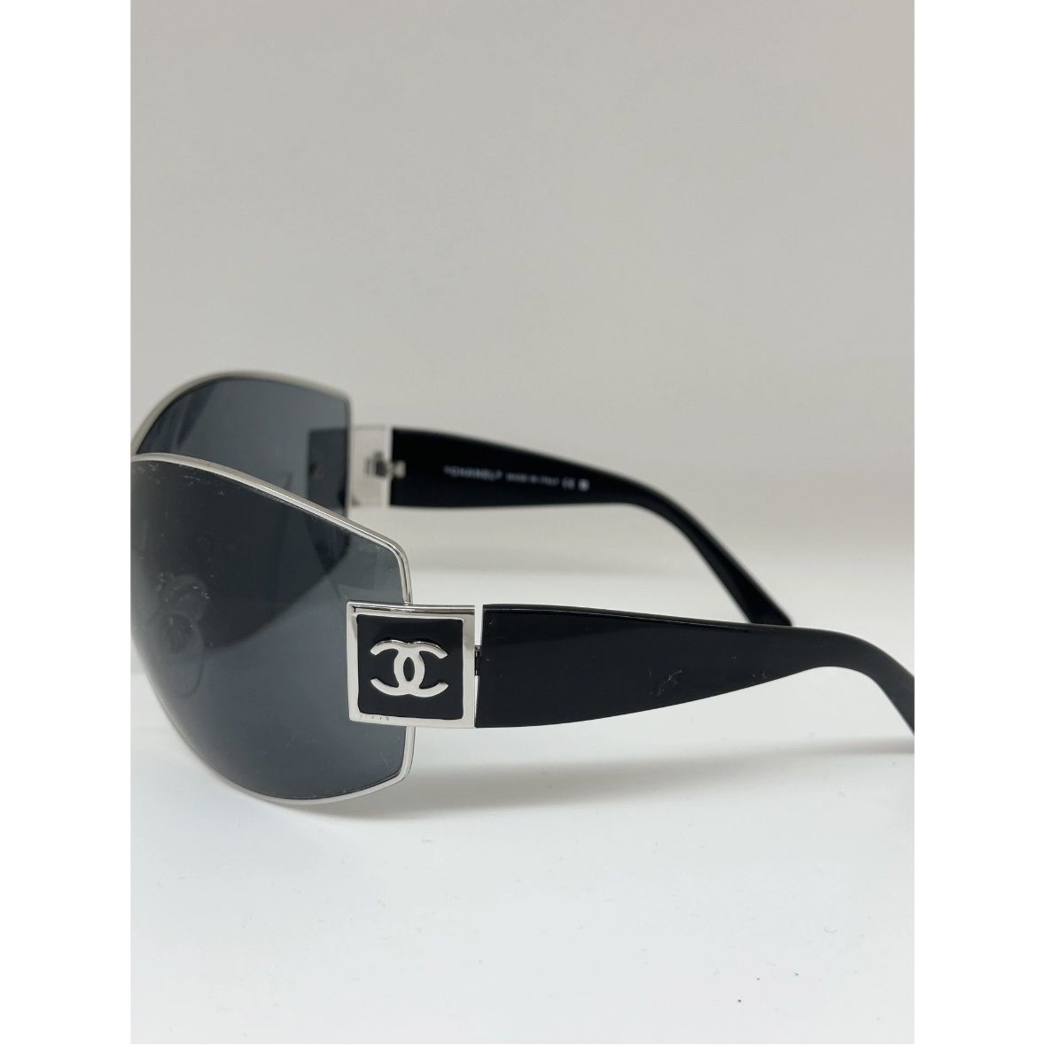 Chanel Occhiali & Lenti: Chanel Vintage Sunglasses – Usato da Spreitenbach venduto da captaincrunch 1