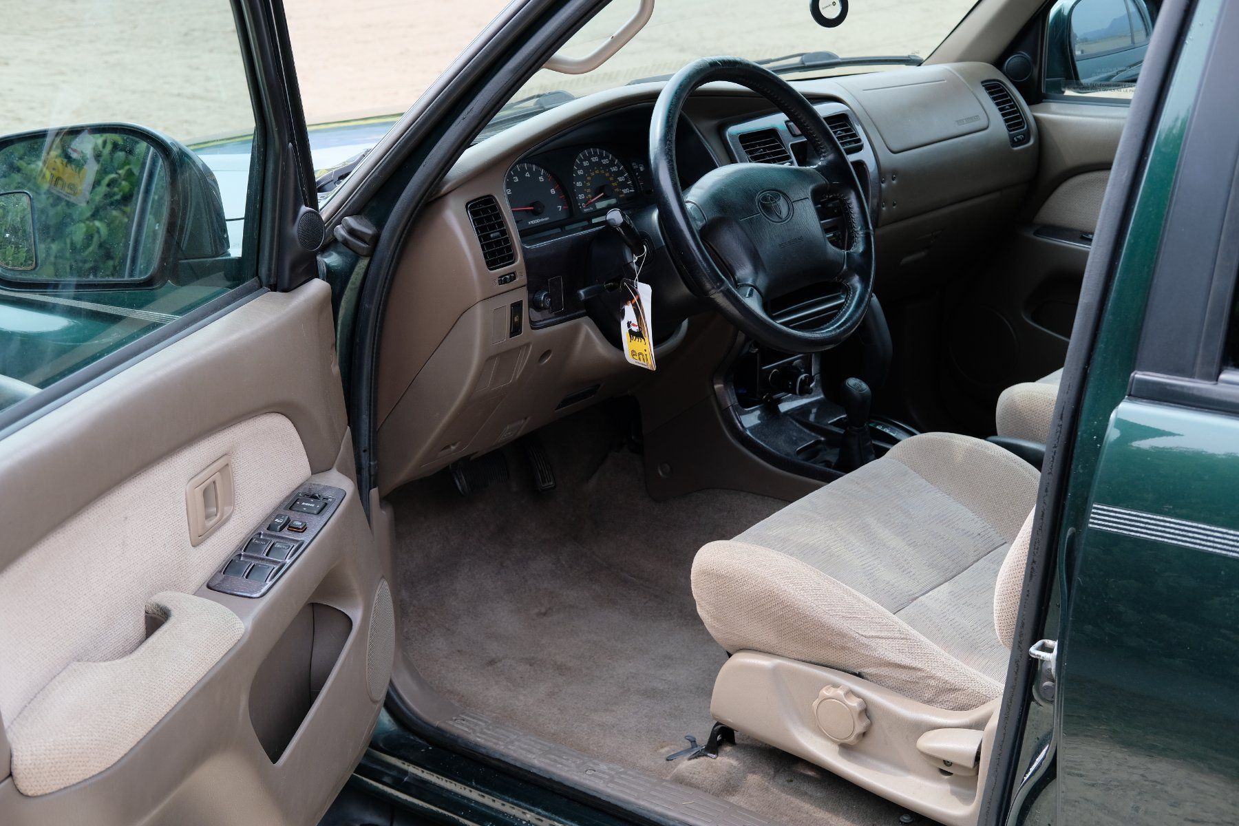 Toyota Autos: Toyota 4Runner 3.4 V6 – Gebraucht aus Gossau SG von VW-DeLuxe 3