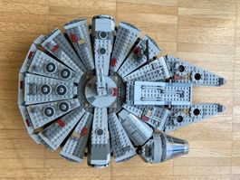 LEGO STAR WARS Set 75105 Millennium Falcon