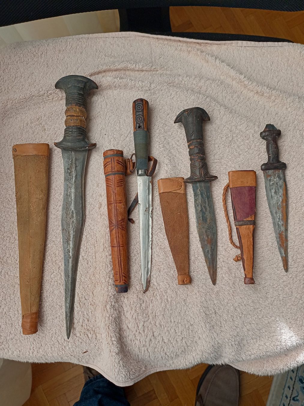 Couverts: Art africain couteau – D'occasion à La Chaux-de-Fonds par taniao