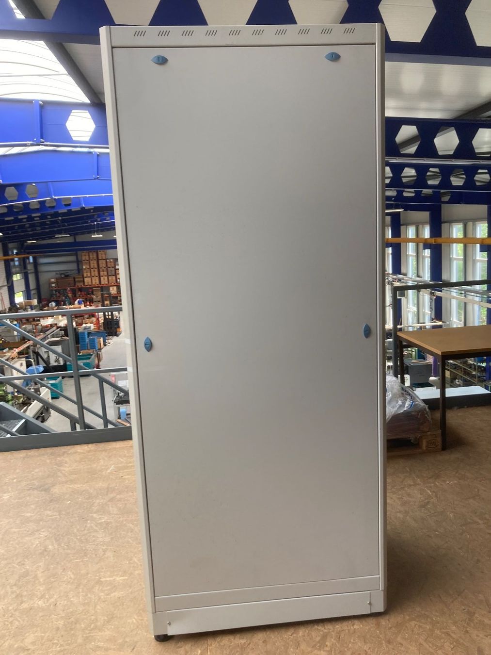 Racks & Cavalletti: Server Rack 19 Zoll – Usato da Wittnau venduto da Po951 2