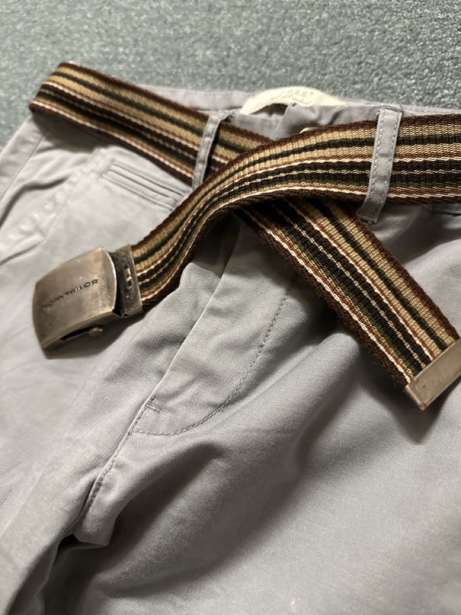 Pantaloni: Herrenhose grau mit Gurt Tom Tailer  – Usato da Baltschieder venduto da YmroBe 1