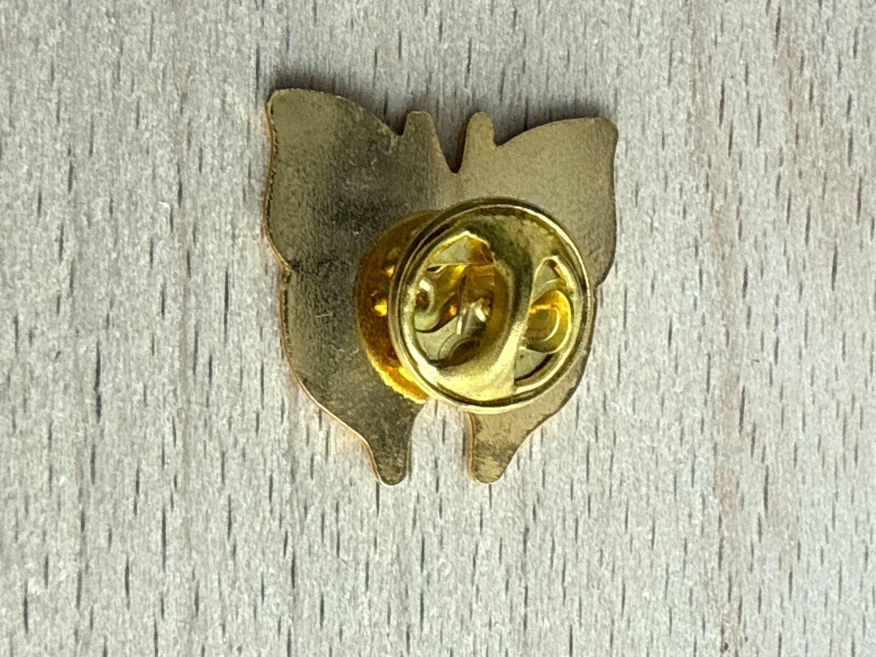 Placchette & Badge: Pin Schmetterling – Usato da Glattbrugg venduto da Schweigmatt 1