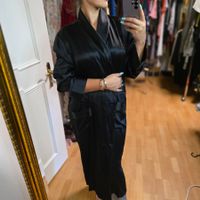 Schwarzer Seiden Morgenmantel - Luxus Unisex