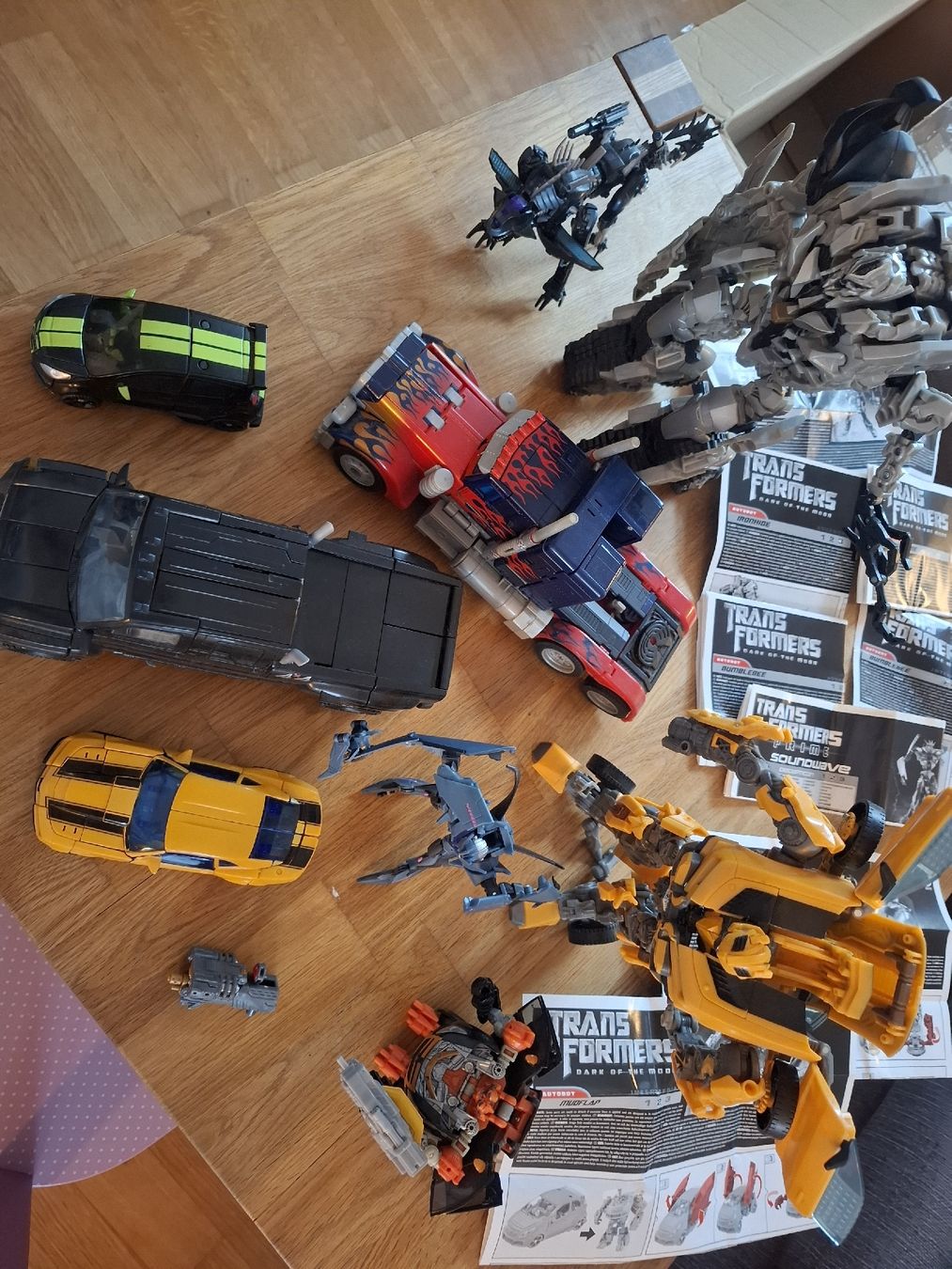 Hasbro Giocattoli: 9 Transformers von Hasbro – Usato da Tann venduto da Dish 4
