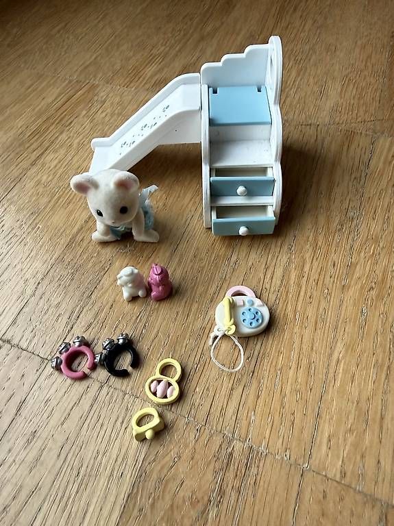Jouets: Sylvanian - Babyrutsche – D'occasion à Zürich par dservalli