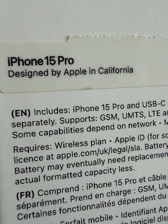 Telefoni cellulari / Smartphones: iPhone 15 pro 128GB – Usato da Montreux venduto da Memecita 1