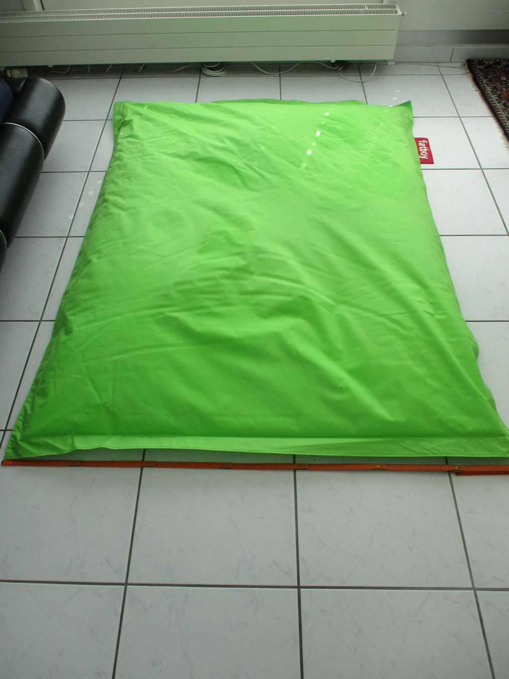 Fatboy Coussins: Original Design "Fatboy" Sitzsack Trendfarbe Zitronengrün – D'occasion à Zufikon par Schweizer1291 4