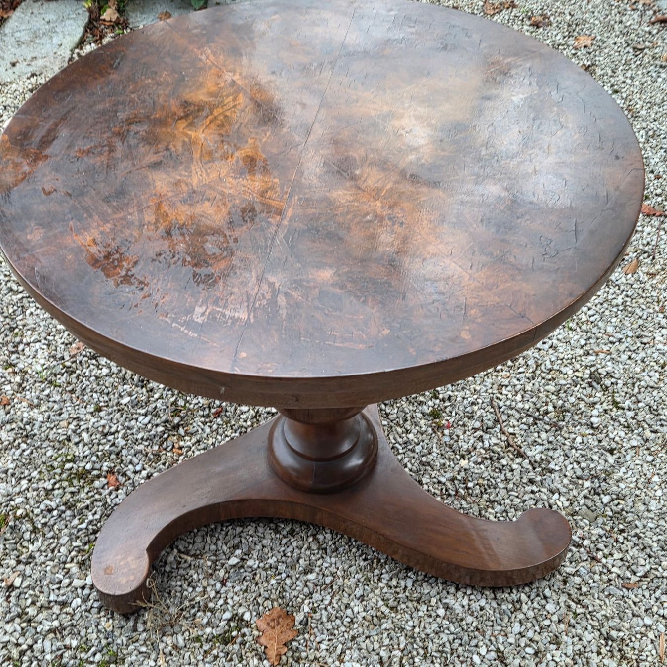Tavoli: Table ancienne ronde 65h 75 diametre – Usato da Conches venduto da mrp_qpt5
