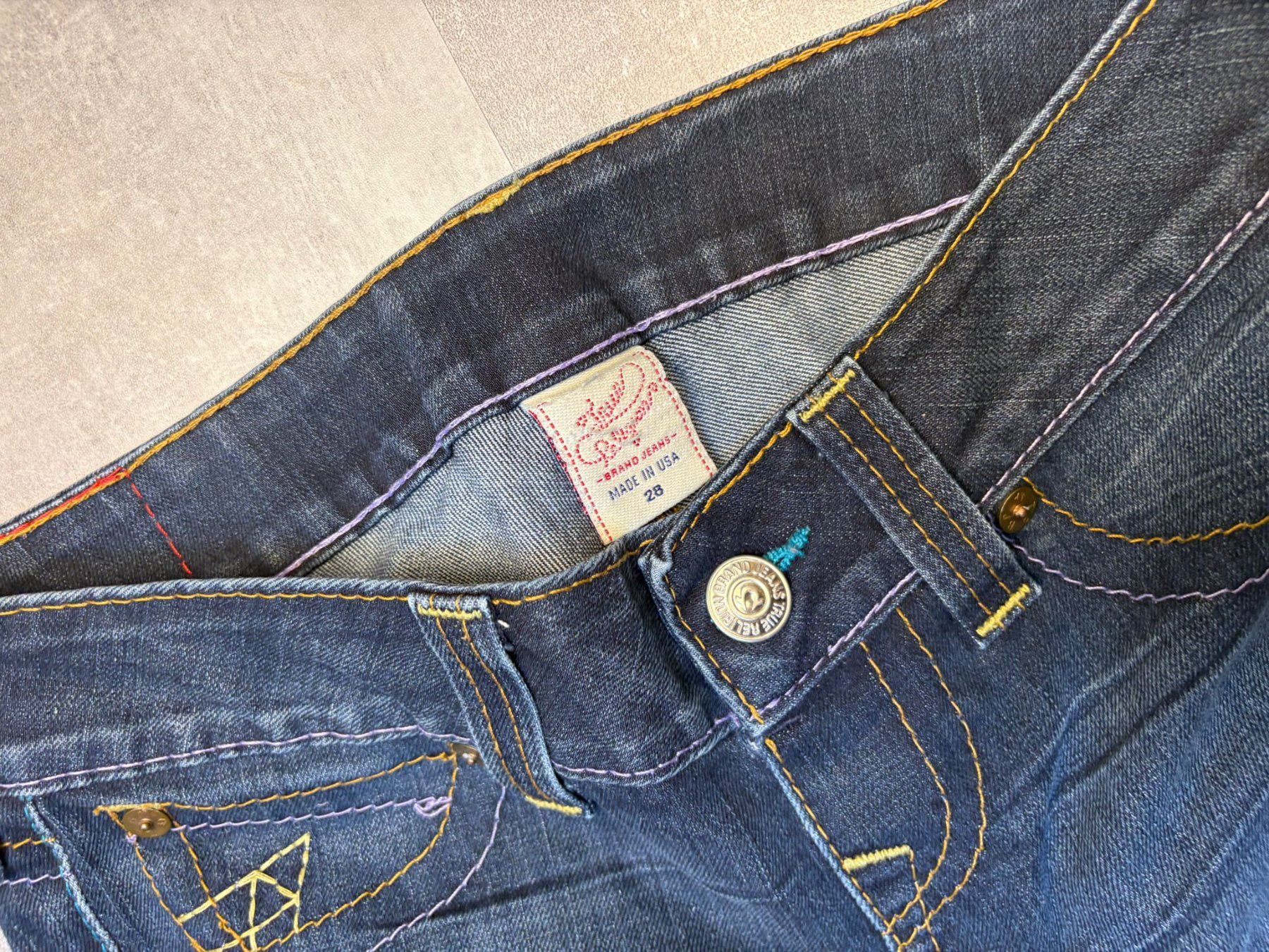 True Religion Jeans: True Religion Bootcut Jeans - Grösse M/28 – Nuovo (secondo la descrizione) da Werdenberg venduto da hase.vintage 4
