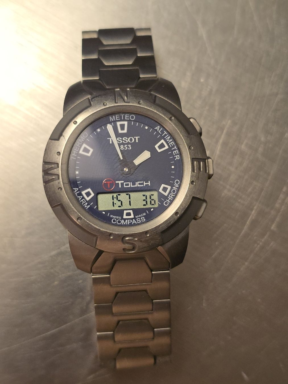 Tissot Montres: Blue dial 41mm Tissot t touch 252 352 – D'occasion à Satigny par Baazarbaron