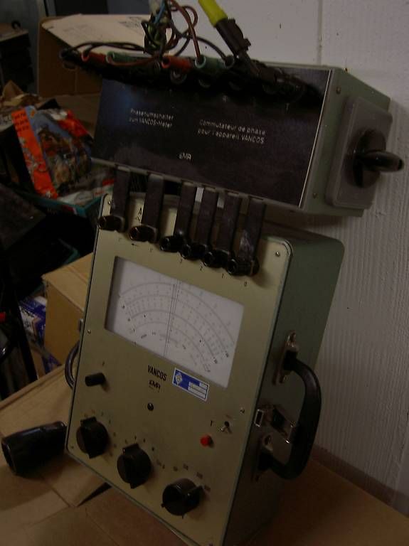 Misurare: Messgerät VANCOS  von EMA analoges Messinstrument Drehstrom – Difettoso da Hinterkappelen venduto da atomschnee 1