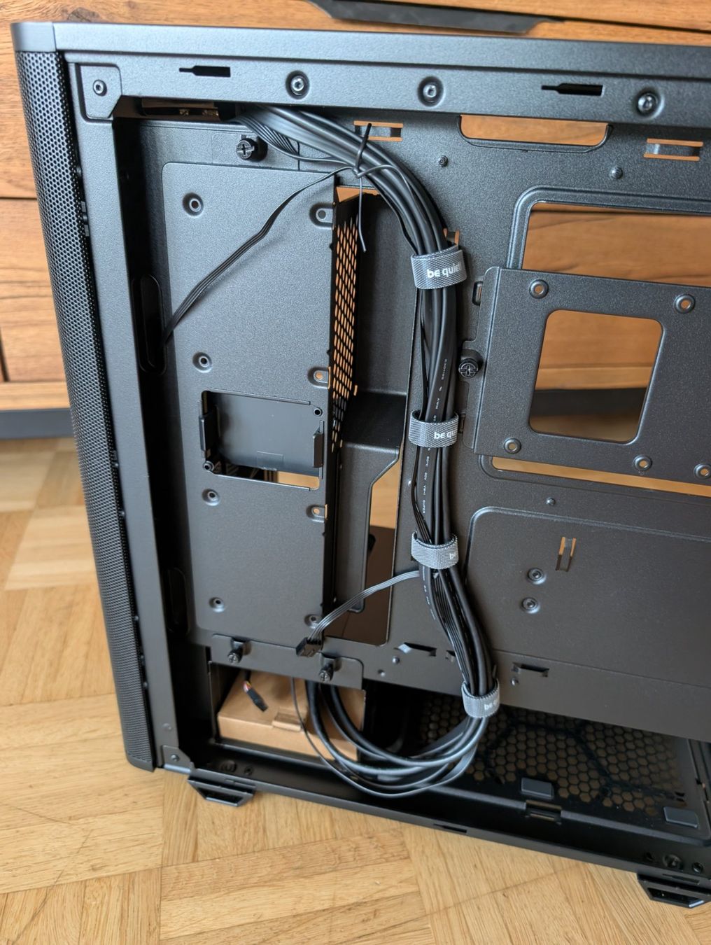 beQuiet! Gehäuse: be quiet! PC-Gehäuse Pure Base 501 ATX – Neu (gemäss Beschreibung) aus Buchs ZH von rol_tn8h 8