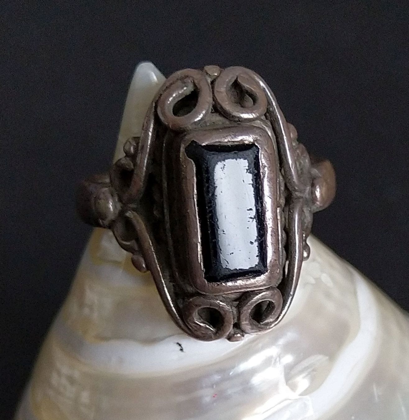 Anelli: ALTER RING MIT ONYX IN 925 SILBER – Usato da Romanshorn venduto da BoutiqueA 1