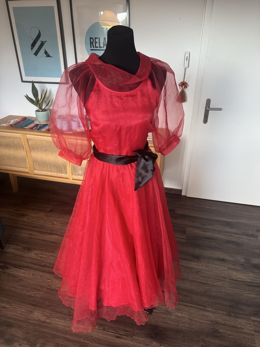 Costumi: Schönes Kostüm Grösse 36 – Usato da Buchs ZH venduto da crazyhandbaggirl123 7