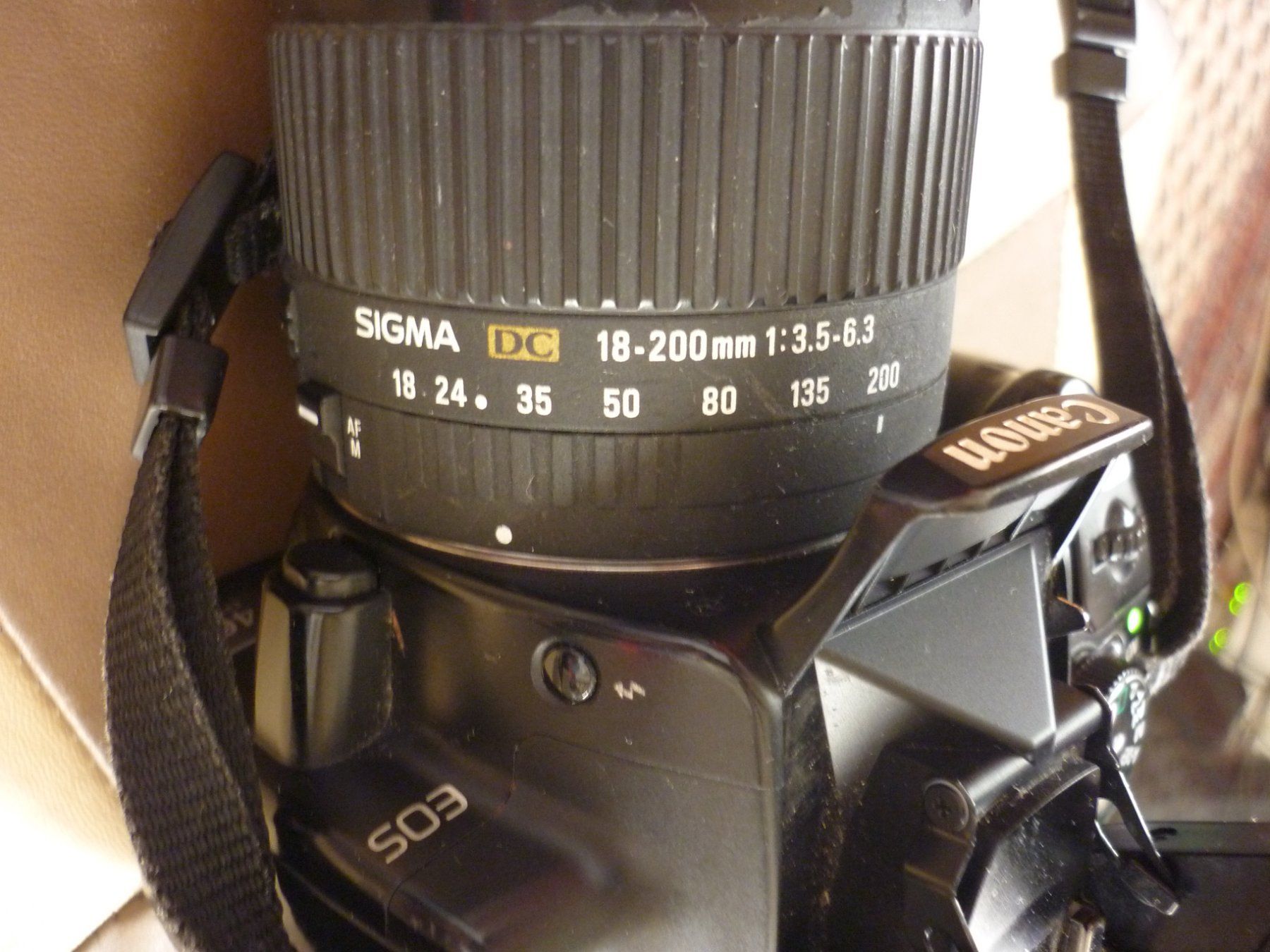 Canon Fotocamera: Canon EOS 400D Digitalkamera mit Zubehör – Usato da Zürich venduto da gallienus 7