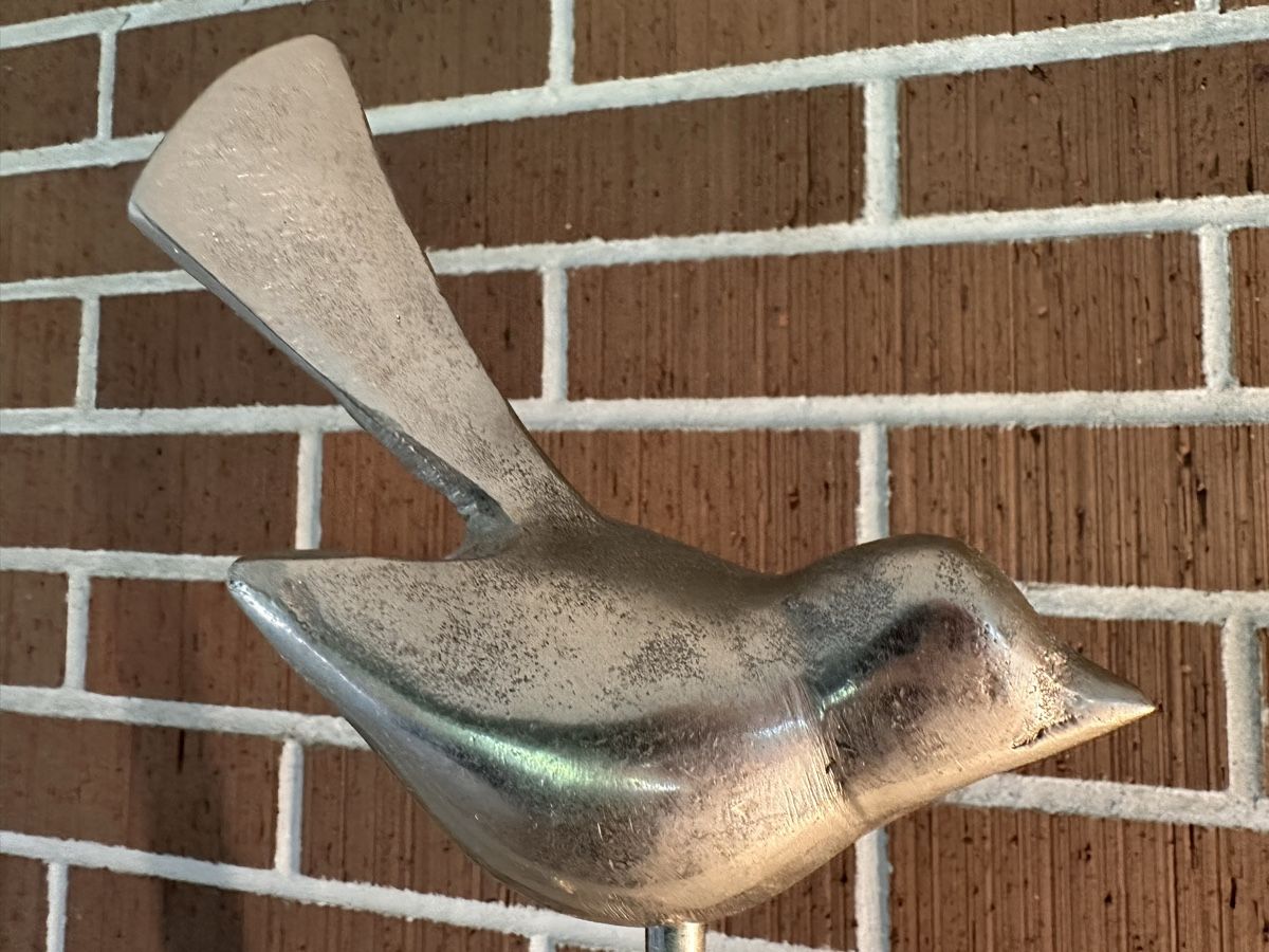 Tutte le decorazioni: 2 Vögel Deko Figuren Metall Silber – Usato da Richterswil venduto da Denhaltnoed 1