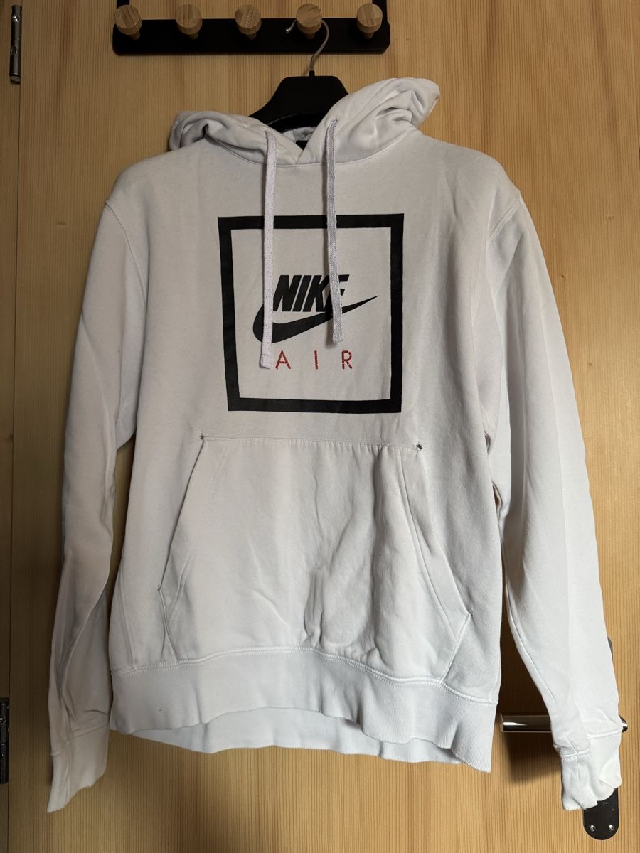 Nike Maglioni & Felpe: Pull Nike Air blanc, taille S, avec un petit défaut – Usato da Zinal venduto da bra_869t
