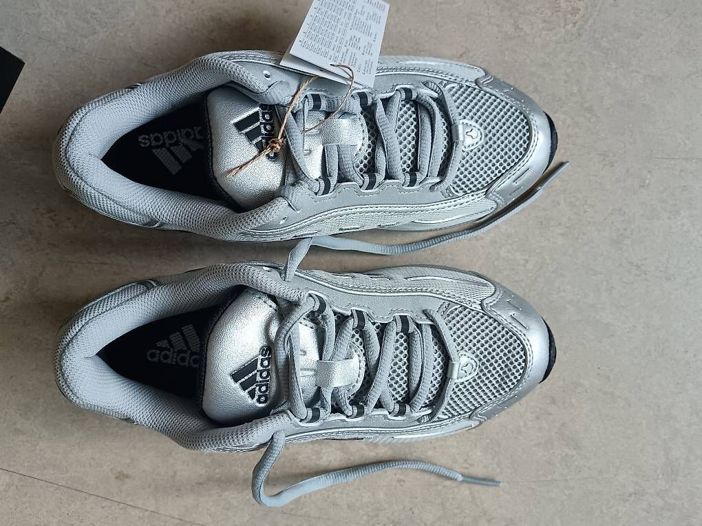 Herrenschuhe: Adidas Megaride Sneakers / size 38 2/3 – Gebraucht aus Glattbrugg von cam_wsk9 1