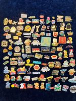 ca. 100 Pin diverse Motive (53)