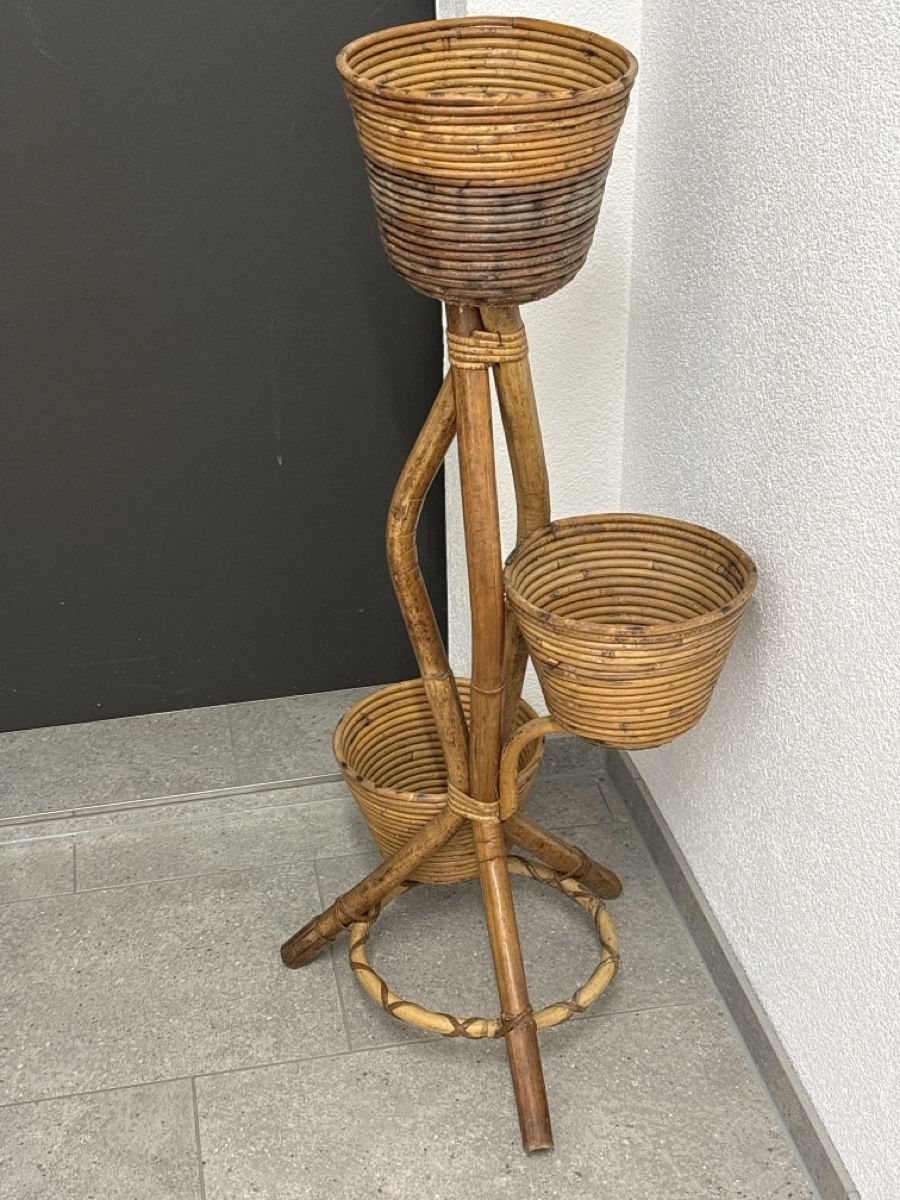 Alle Dekorationen: Pflanzenständer Rattanspirale 3 Körbe – Gebraucht aus rheineck von Neshi06 1