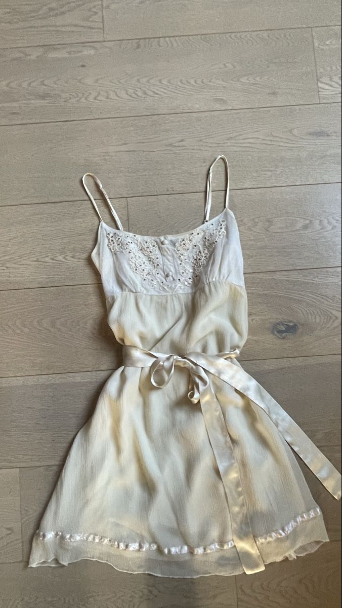 Kleider: Joseph, silk ivory strap dress, size 38 – Neu (gemäss Beschreibung) aus Troinex von nadinebmichaelson 4