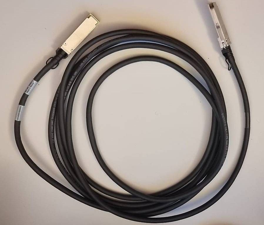 Server: NetApp - 112-00178 SAS Kabel 5m – Usato da Stadel venduto da phwert