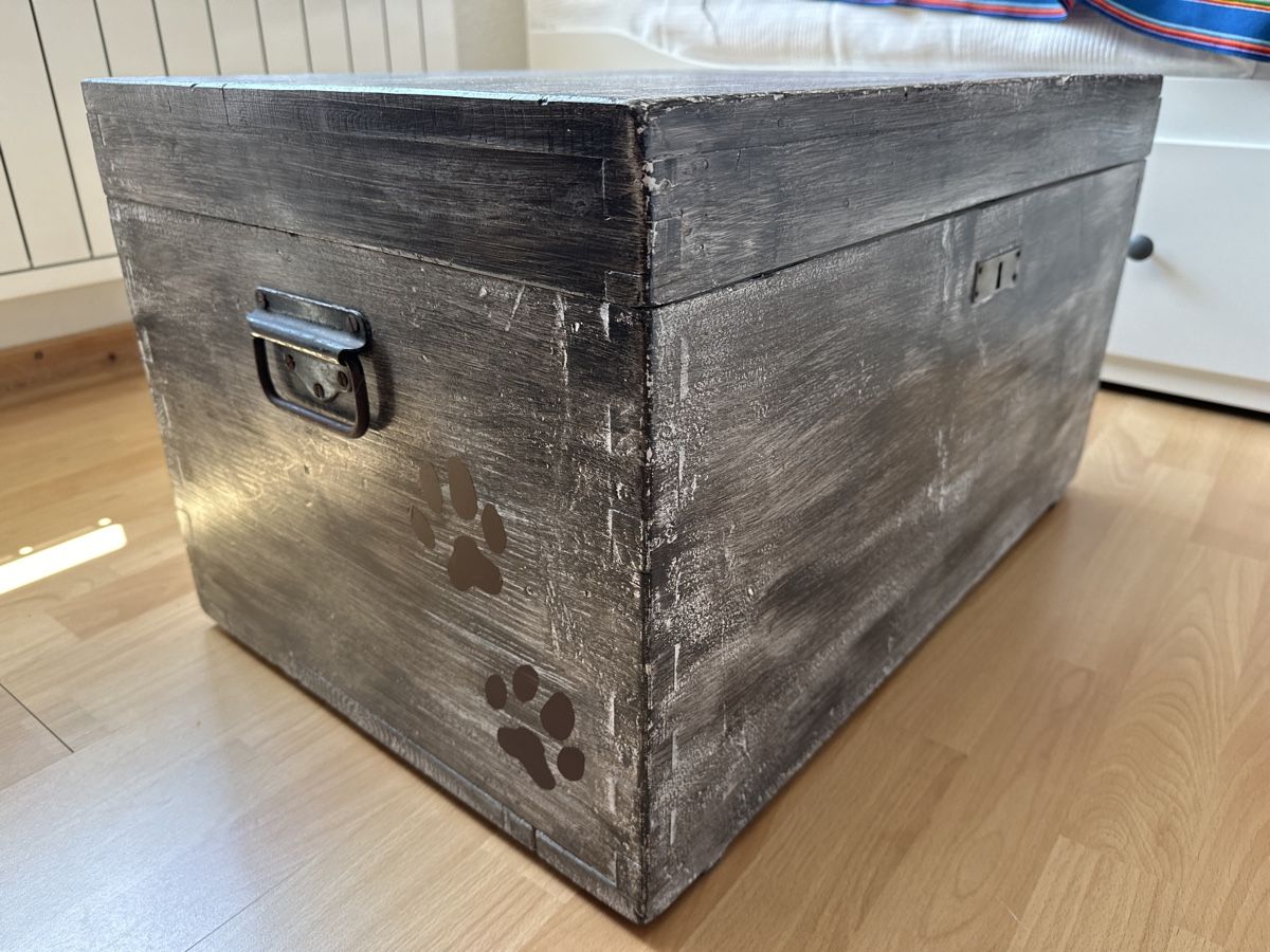 Cassapanche: Holztruhe Holzkiste Truhe – Usato da Mörigen venduto da Brassia 1