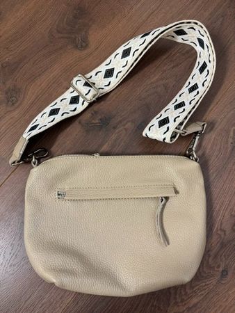 Tasche beige mit Stoffgurt neu