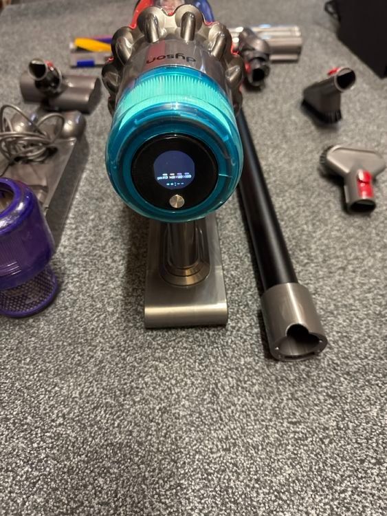 Dyson Aspirateurs & Accessoires: Dyson v15 Detect Absolute – D'occasion à Bern par AliPan 1